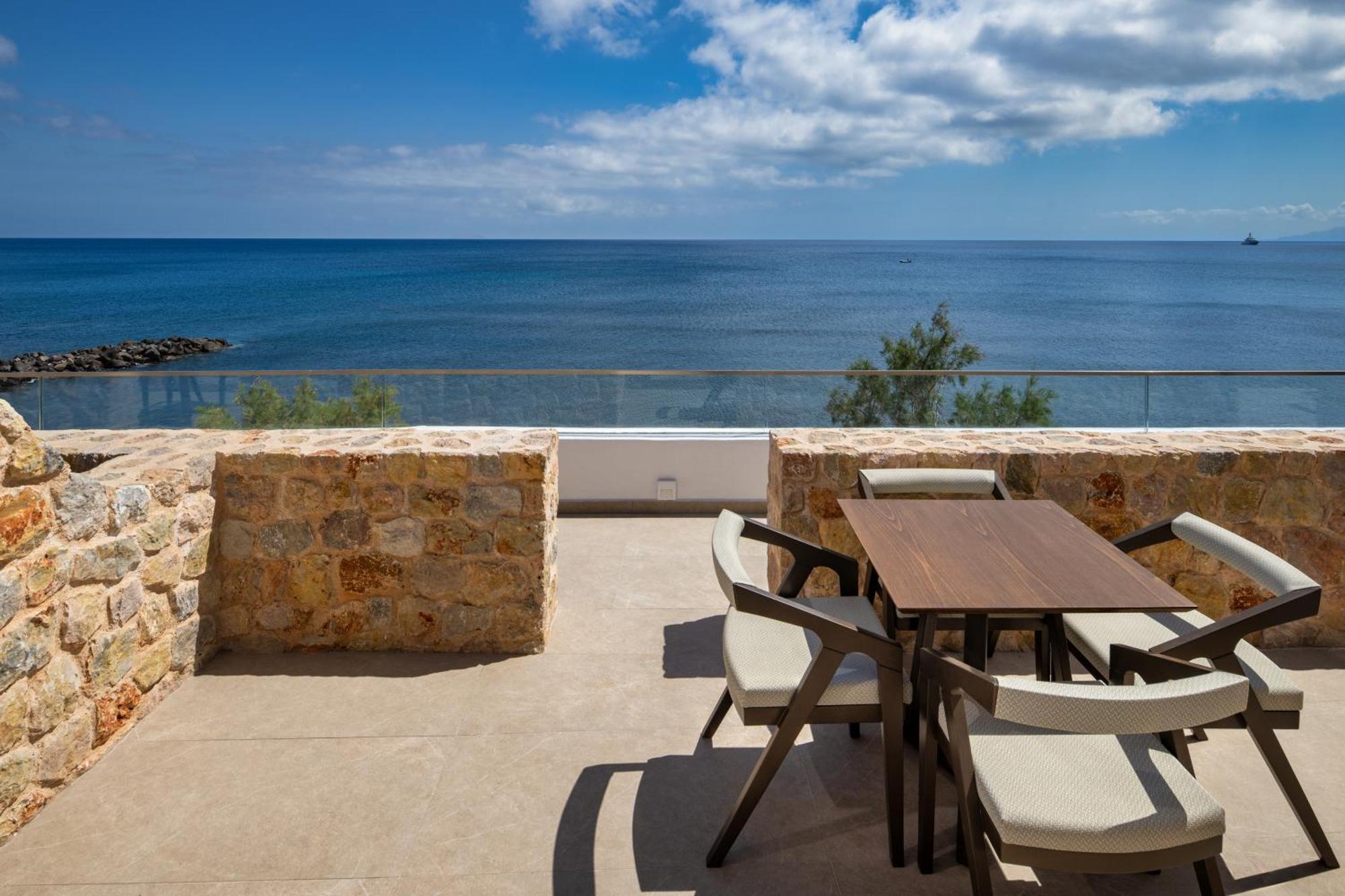 Aelia Thalassa Monolithos  Bagian luar foto